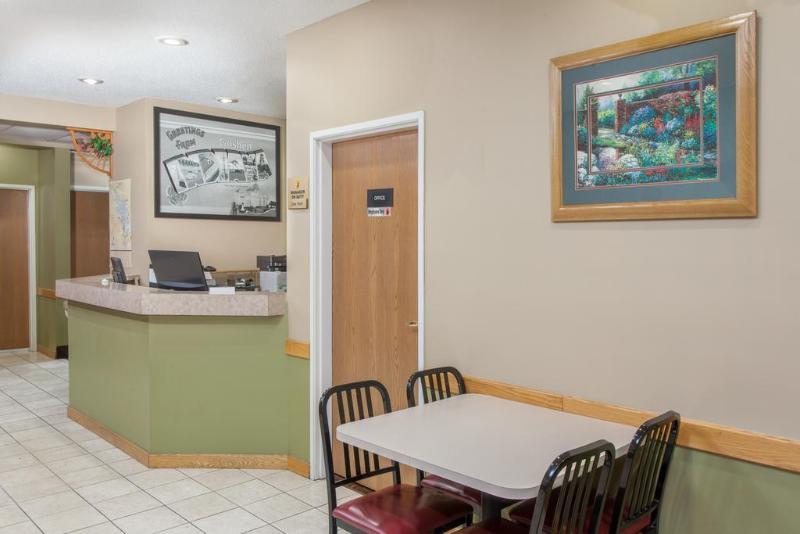Super 8 By Wyndham Jackson Motel Exterior foto